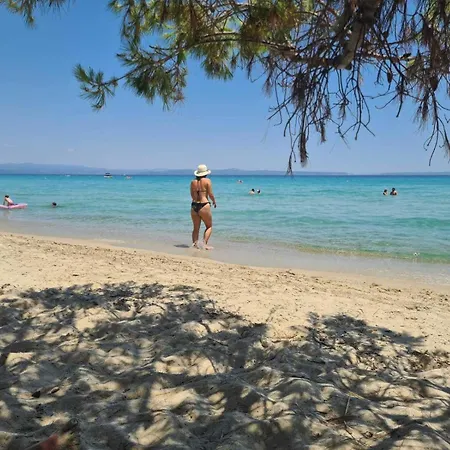Solunskizen Luxvilla, Kalithea Halkidiki Kriopigi